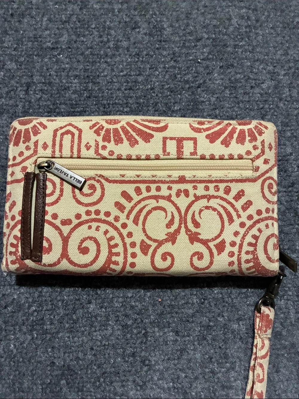 👜 Bella Taylor Multi-Function Wristlet, Wallet, Receipt/Coupon Holder